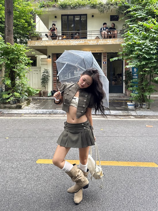 Danh tính "cô dâu concert" gây sốt tại show BIGBANG: Không phải lần đầu diện váy cưới đi đu thần tượng- Ảnh 9.