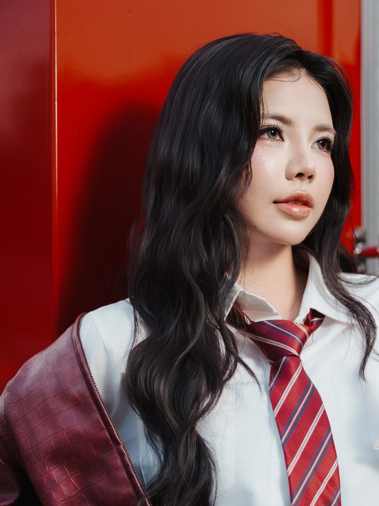 Không phải ở giải đấu, ngắm Mai Dora vừa lạ vừa quen trên sàn diễn idol- Ảnh 2.
