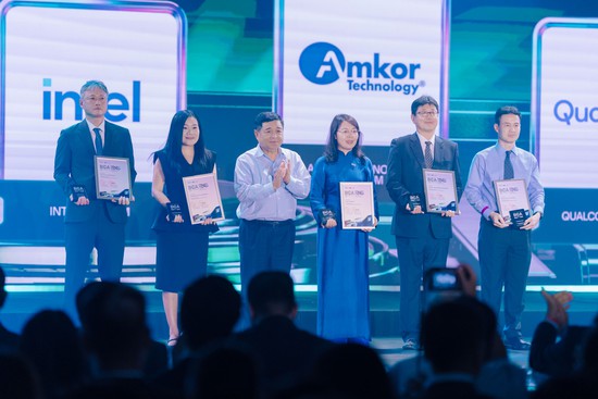 Gala Better Choice Awards 2026: 45 hạng mục được vinh danh, bùng nổ với những màn trình diễn mãn nhãn - Ảnh 10.