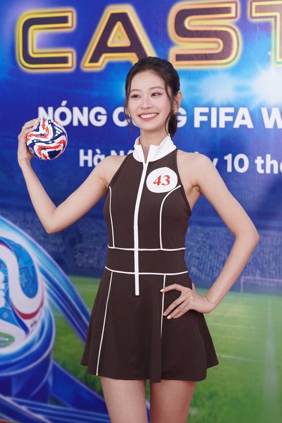 Dàn người đẹp Nóng cùng FIFA World Cup 2026 lộ diện: Có 1 mỹ nhân lên TV còn đẹp hơn ảnh tự đăng - Ảnh 14.