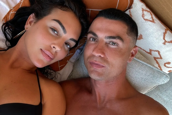 Cách Georgina Rodriguez biến danh xưng "bạn gái CR7" thành thương hiệu triệu đô: Khi Lọ Lem biết tự đúc vương miện - Ảnh 9.