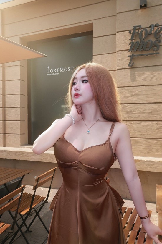 Tuyên bố "tất tay" vào tuyển Anh, hot girl Nóng cùng World Cup khiến CĐM xao xuyến - Ảnh 7.