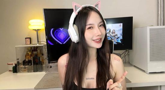 Từng có pha tạo dáng gây tranh cãi, nữ streamer đình đám Cô Chíp giờ ra sao?- Ảnh 2.