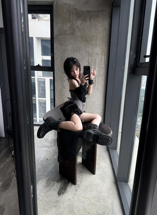 Ngỡ ngàng “bộ nhận diện” hiện tại của Linh Ngọc Đàm- Ảnh 5.