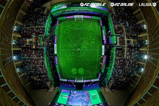 Garena mang đến "bữa tiệc mãn nhãn" cho cộng đồng yêu bóng đá với trận đấu Legend Match- Ảnh 16.