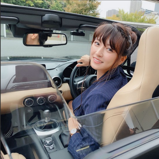 Xuất hiện cô nàng dạy lái xe xinh, gợi cảm như hot girl, cộng đồng mạng đua nhau lập team "đi học"- Ảnh 6.