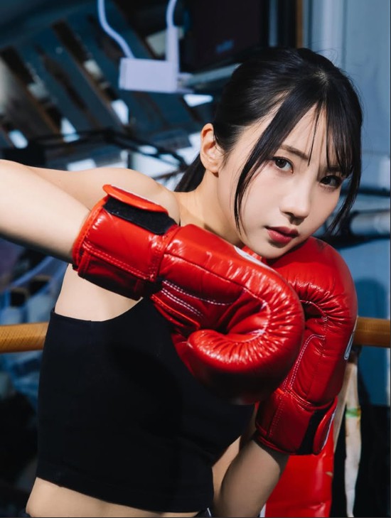 Hot girl xinh đẹp bàng hoàng, phát hiện camera quay lén trong phòng thay đồ, sốc với danh tính nghi phạm- Ảnh 3.