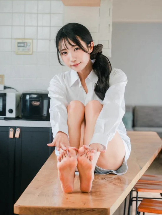 Hot girl xinh đẹp bàng hoàng, phát hiện camera quay lén trong phòng thay đồ, sốc với danh tính nghi phạm- Ảnh 5.