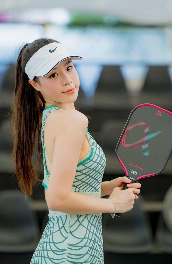 Nữ MC xinh đẹp đến nỗi fan khẳng định "lấn lướt" cả dàn hot girl World Cup 2026 - Ảnh 7.
