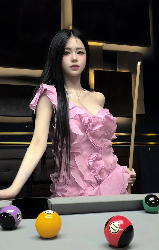 Yugi Kiều Oanh vẫn xinh như ngày nào, "flex" nhẹ bộ ảnh mới cũng đủ khiến CĐM "gục ngã"- Ảnh 6.
