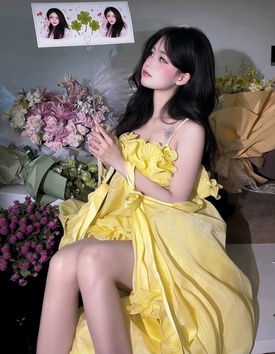 Yugi Kiều Oanh vẫn xinh như ngày nào, "flex" nhẹ bộ ảnh mới cũng đủ khiến CĐM "gục ngã"- Ảnh 4.