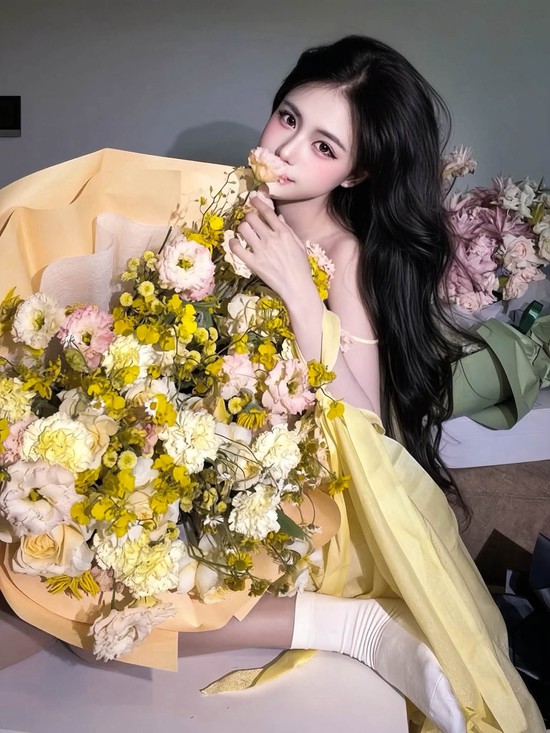 Yugi Kiều Oanh vẫn xinh như ngày nào, "flex" nhẹ bộ ảnh mới cũng đủ khiến CĐM "gục ngã"- Ảnh 3.