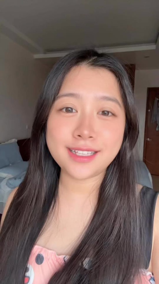 Không nhận ra nữ streamer "vạ miệng" ngày ấy: Từng kiếm nửa tỷ trong một năm, giờ yên bề gia thất bên gia đình nhỏ- Ảnh 5.