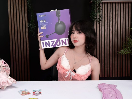Hot girl lên đồ bán gaming gear cực chất, đốn tim dân mạng!- Ảnh 9.