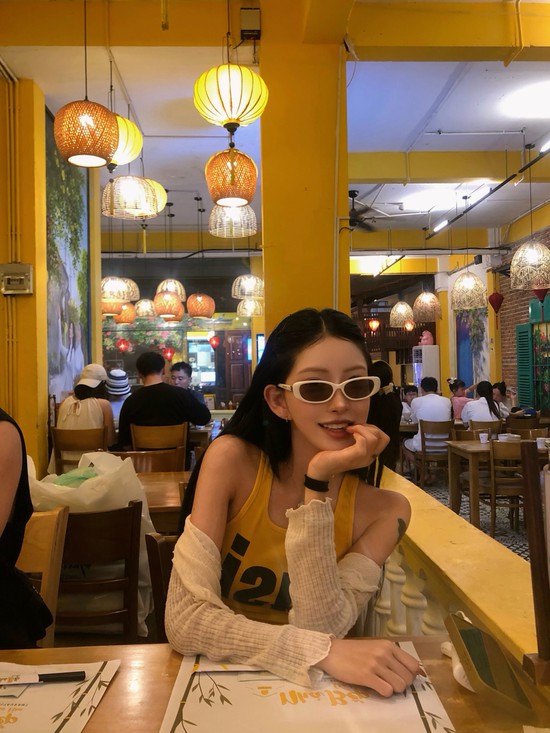 Hoảng hồn thân hình gầy trơ xương của ngọc nữ showbiz cưới phải chồng lông bông thất nghiệp- Ảnh 2.