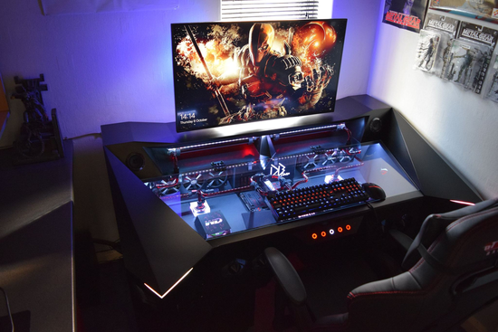 Chiếc PC từng phục vụ game giờ phải "gánh" cả cuộc đời của game thủ - Ảnh 2.