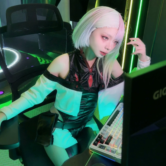 Ít khi cosplay, thế nhưng đã "lên đồ" thì Remind luôn biết cách khiến anh em game thủ đổ gục- Ảnh 6.