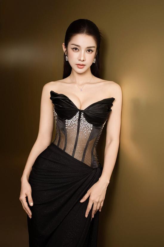 Cô giáo dạy Hoá gây sốt phim giờ vàng, hút triệu lượt xem là ai?- Ảnh 4.