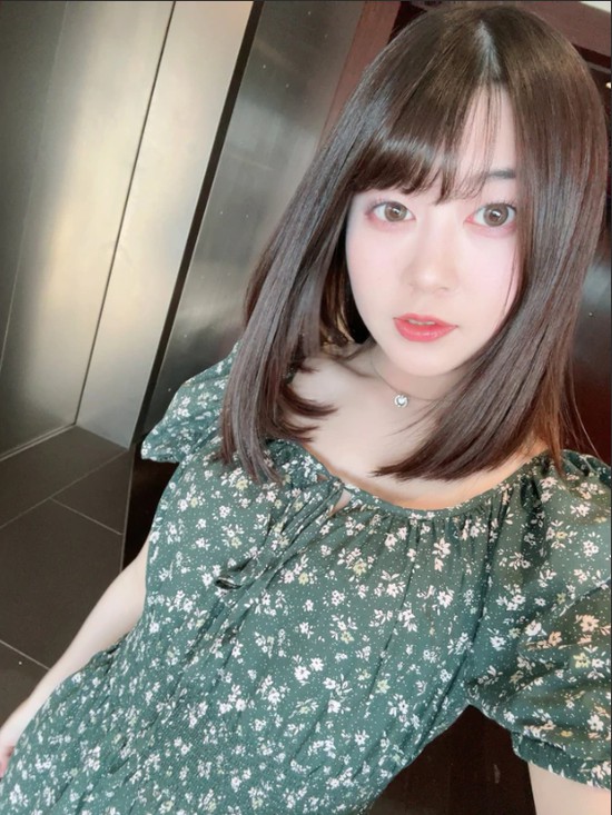 Hot girl nổi tiếng từ bỏ sự nghiệp, chuyển hẳn sang gõ code để kiếm sống, fan ngỡ ngàng vì thay đổi 180 độ- Ảnh 5.