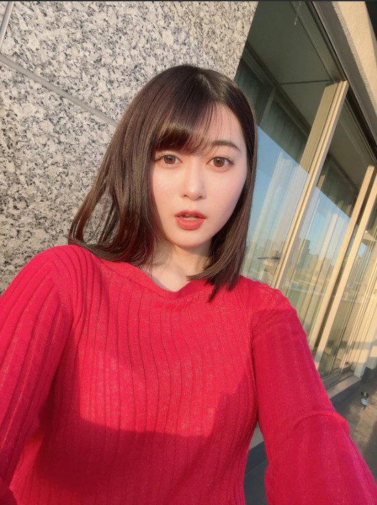 Hot girl nổi tiếng từ bỏ sự nghiệp, chuyển hẳn sang gõ code để kiếm sống, fan ngỡ ngàng vì thay đổi 180 độ- Ảnh 6.