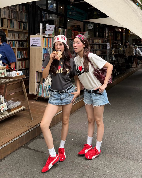 Cặp chị em sinh đôi sở hữu visual "xinh đôi", 1 người đang hẹn hò Song Luân- Ảnh 4.