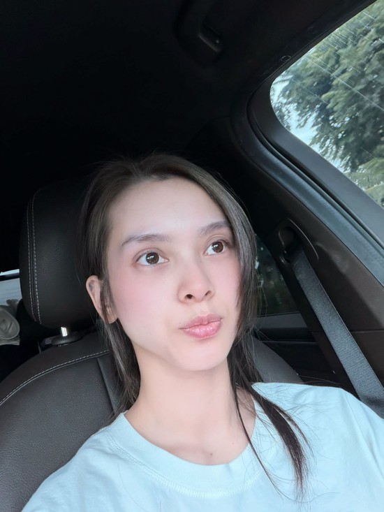 Quỳnh Lương bị chỉ trích vì văng tục trên sóng livestream- Ảnh 1.