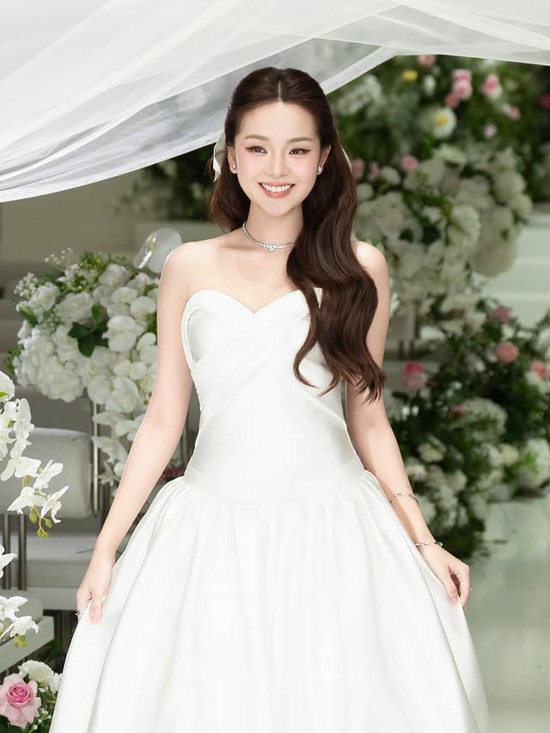 Xuất hiện chung khung hình, Chi Pu và Tam Triều Dâng khiến người xem "ngợp thở" trước visual đỉnh cao- Ảnh 5.
