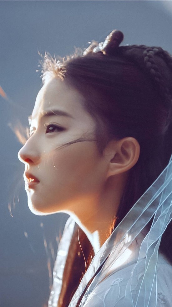 Thế giới 8 tỷ người nhưng chỉ 1 mỹ nhân đủ "băng thanh ngọc khiết": Gương mặt mãi mãi không có bản sao của showbiz- Ảnh 4.