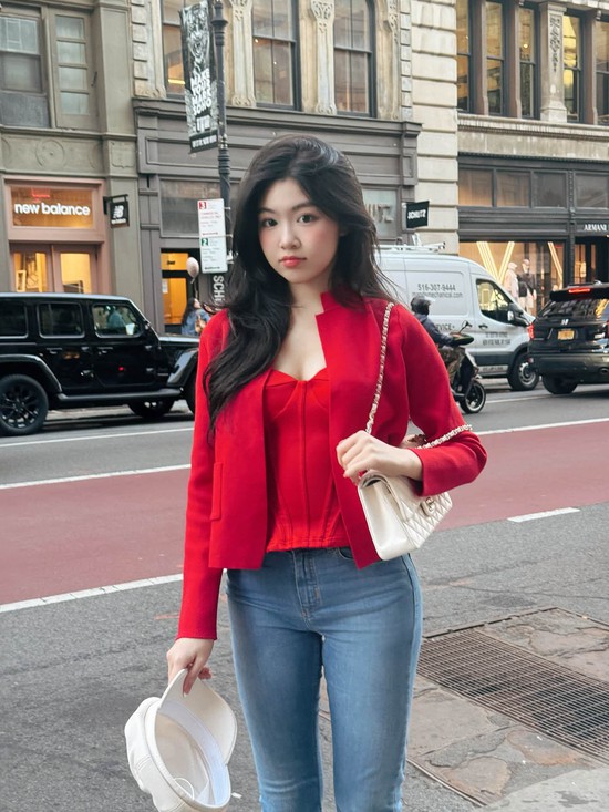 Con gái Phó chủ tịch Hội Điện ảnh Việt Nam “nhận job” từ năm 3 tuổi, kiếm được 1 tỷ năm 16 tuổi - Ảnh 8.