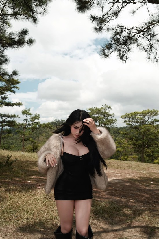 Dạo chơi ở Đà Lạt, hot girl Vy Vy "comeback" sau thời gian dài gặp "biến cố"- Ảnh 6.