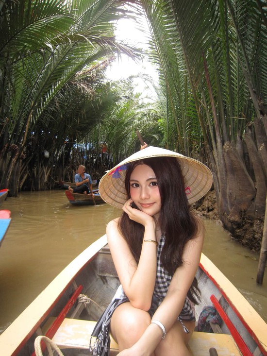 Hạt Dẻ tuổi 18 được so sánh với biểu tượng nhan sắc Thái Lan- Ảnh 3.