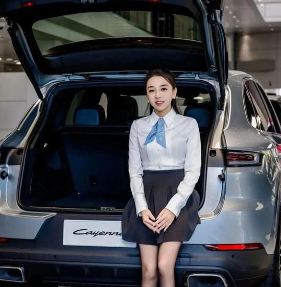Bán toàn Porsche, cô gái rò rỉ nhiều video nhạy cảm, lên tiếng nói về drama- Ảnh 1.