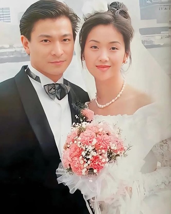 Không dám tin "Tiểu Long Nữ sai trái nhất màn ảnh" lại đến mức này sau khi bỏ showbiz lấy chồng bác sĩ- Ảnh 7.