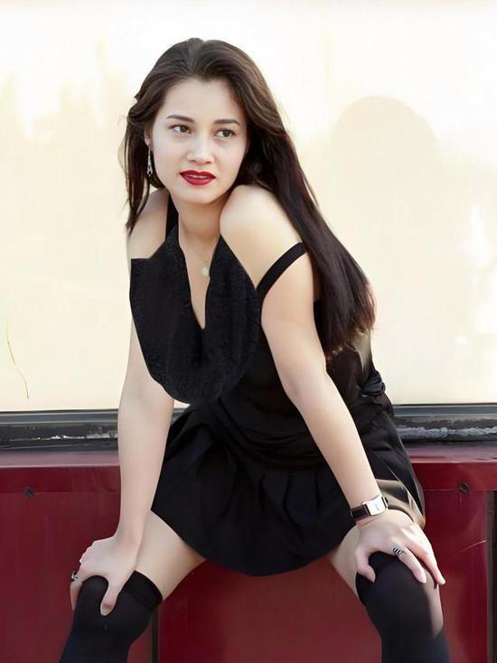 Chọn đóng phim 18+ để nổi tiếng nhanh, sống dựa vào đại gia để khỏi làm việc, mỹ nhân nhận cái kết đắng- Ảnh 1.