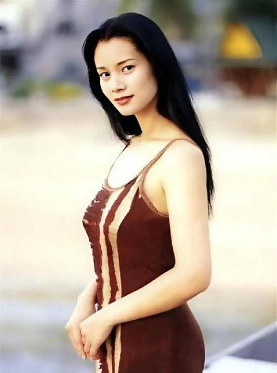 Chọn đóng phim 18+ để nổi tiếng nhanh, sống dựa vào đại gia để khỏi làm việc, mỹ nhân nhận cái kết đắng- Ảnh 4.