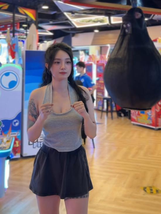 Chưa đến 30 giây, cô gái khiến hội anh em tự nguyện về đứng bếp- Ảnh 3.