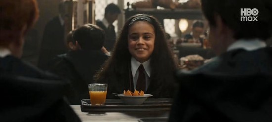 Harry Potter bản truyền hình tung trailer khiến MXH dậy sóng: Hermione hớp hồn khán giả, một nhân vật có thù với NSX- Ảnh 7.