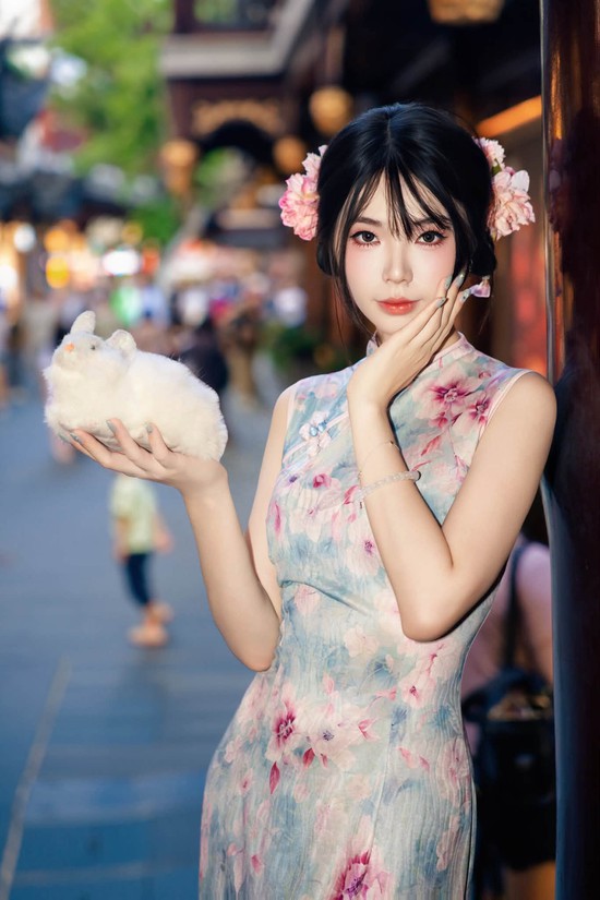 Hóa "tỷ tỷ Trung Quốc', Remind khiến anh em game thủ ngỡ ngàng trước nhan sắc xinh đẹp- Ảnh 5.