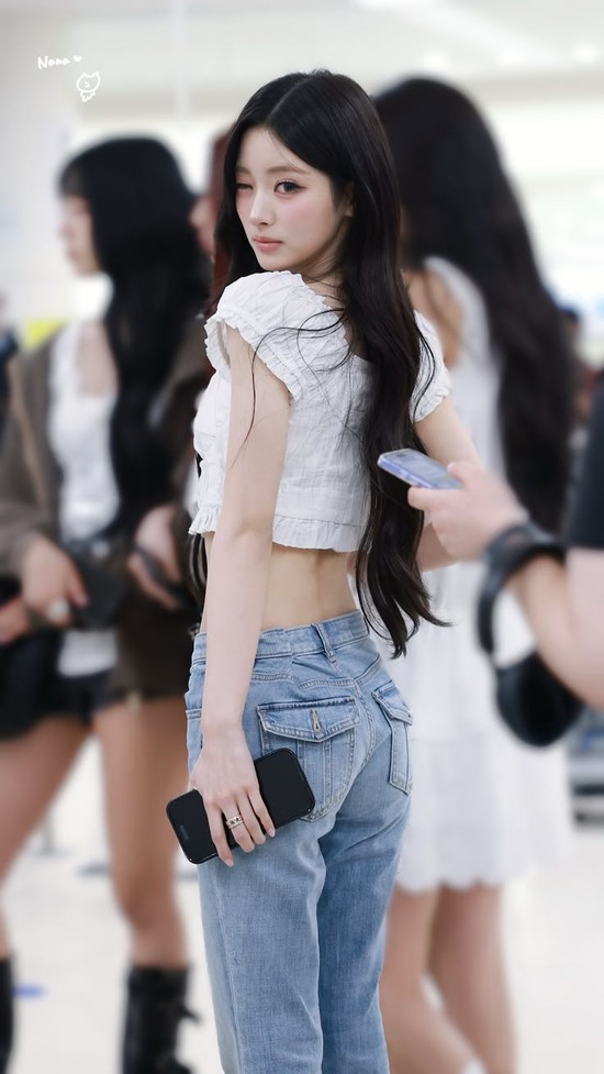 Bức ảnh siêu thực của “tiểu Song Hye Kyo”- Ảnh 7.