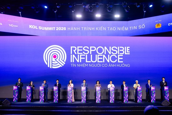 KOL Summit 2026: 34 CLB Niềm tin số và 1.500 khách mời ký cam kết đồng hành kiến tạo niềm tin số - Ảnh 4.