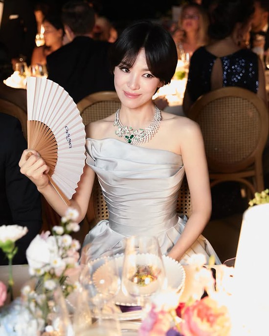 Viral nhan sắc tuổi 23 của Song Hye Kyo: So với hiện tại mà ngỡ ngàng!- Ảnh 10.