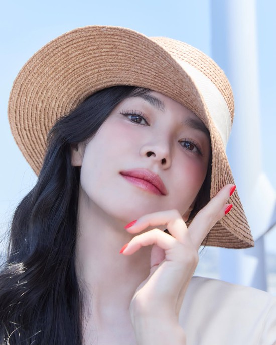 Viral nhan sắc tuổi 23 của Song Hye Kyo: So với hiện tại mà ngỡ ngàng!- Ảnh 11.