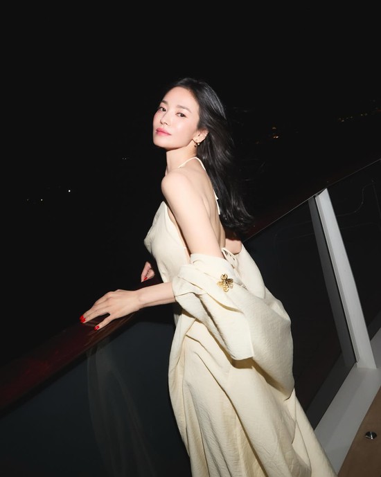Viral nhan sắc tuổi 23 của Song Hye Kyo: So với hiện tại mà ngỡ ngàng!- Ảnh 13.