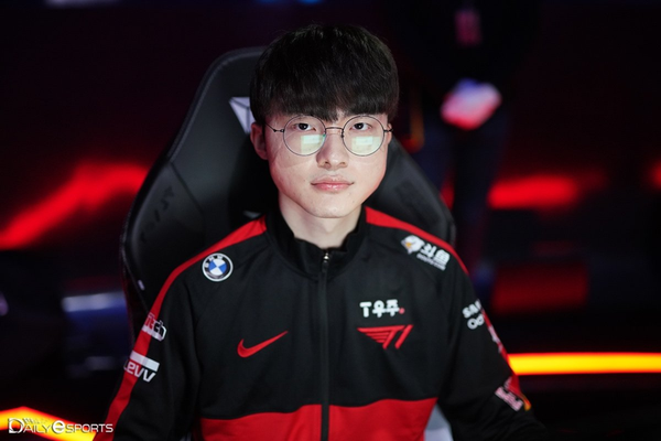For the first time talking about Qingtian breaking the game, Faker continues to be the target of attacks by LPL fans