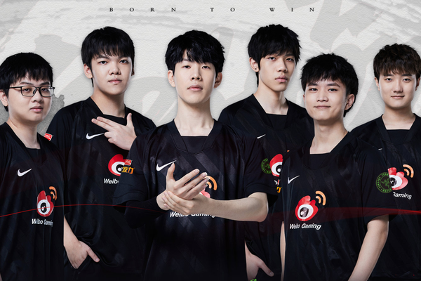 SofM and teammates turned EDG into a former king, the League of Legends community competed to “write an apology”
