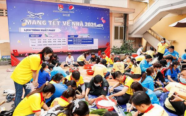 Tết 2021 - Mùa Tết đặc biệt của những người con xa quê