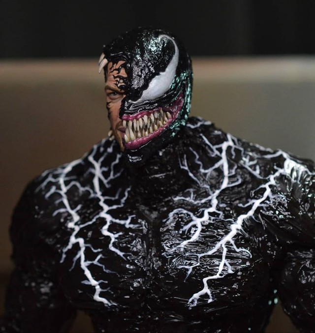 Quái vật Venom thật đến mức khiến người nhìn kinh hãi dù chỉ là phiên bản mô hình - Ảnh 2.