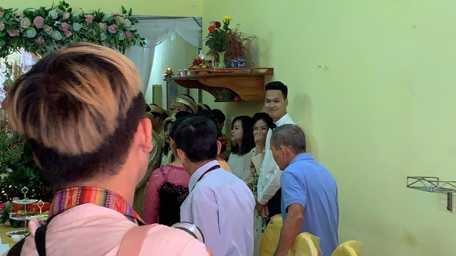 AoE: Sau 45 ngày công khai bạn gái trên facebook cá nhân, Chim Sẻ Đi Nắng chính thức làm đám hỏi - Ảnh 4. AoE: Sau 45 ngày công khai bạn gái trên facebook cá nhân, Chim Sẻ Đi Nắng chính thức làm đám hỏi - Ảnh 4.