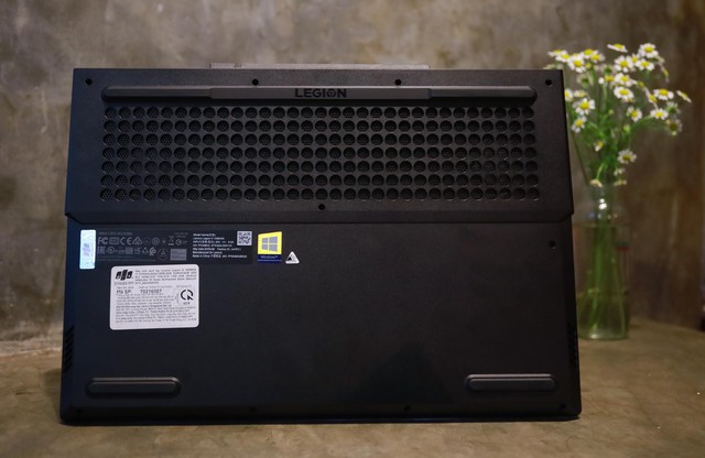 Đánh giá Lenovo Legion 5i - Laptop gaming tầm trung đỉnh của đỉnh - Ảnh 7.