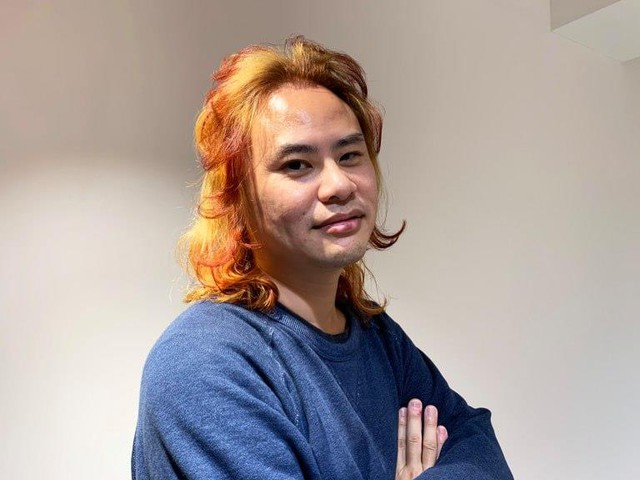 tuong - Kimetsu no Yaiba: Fanboy Viêm trụ Rengoku đi làm tóc giống thần tượng Photo-9-16036770340101099736673
